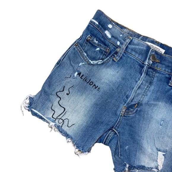Zara Woman Premium Denim Grafitti Distressed Raw Hem Frayed Shorts Womens 2 - Picture 2 of 7